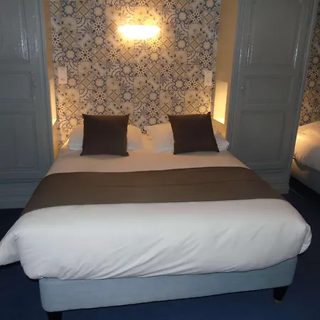 Western Montgomery Hotel 3*