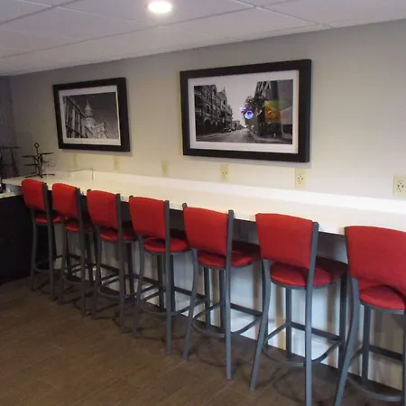 Western Montgomery Hotel 3*