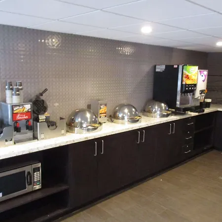 Western Montgomery Hotel 3*