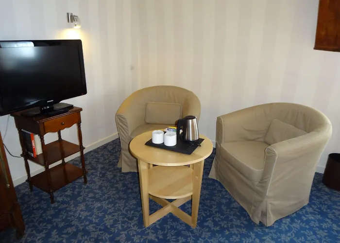 Western Montgomery Pontorson