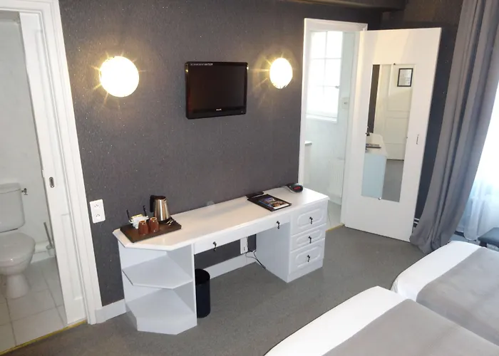 Western Montgomery Hotel