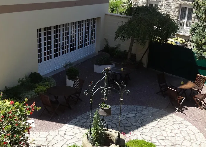 Hotel Western Montgomery 3*