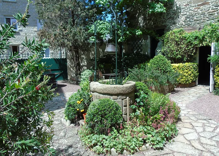 Western Montgomery Hotel 3*