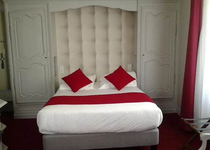 Western Montgomery Hotel 3*